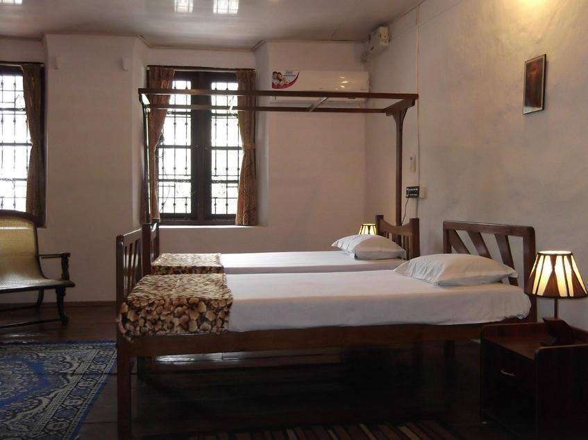 Madeleine Inn Коччи Экстерьер фото