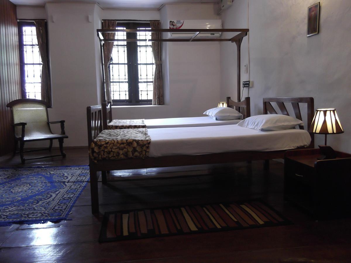 Madeleine Inn Коччи Экстерьер фото
